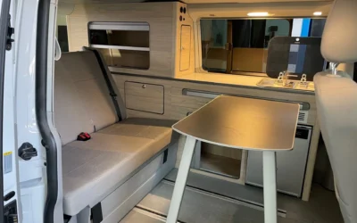 Camper California T6 con mueble lateral