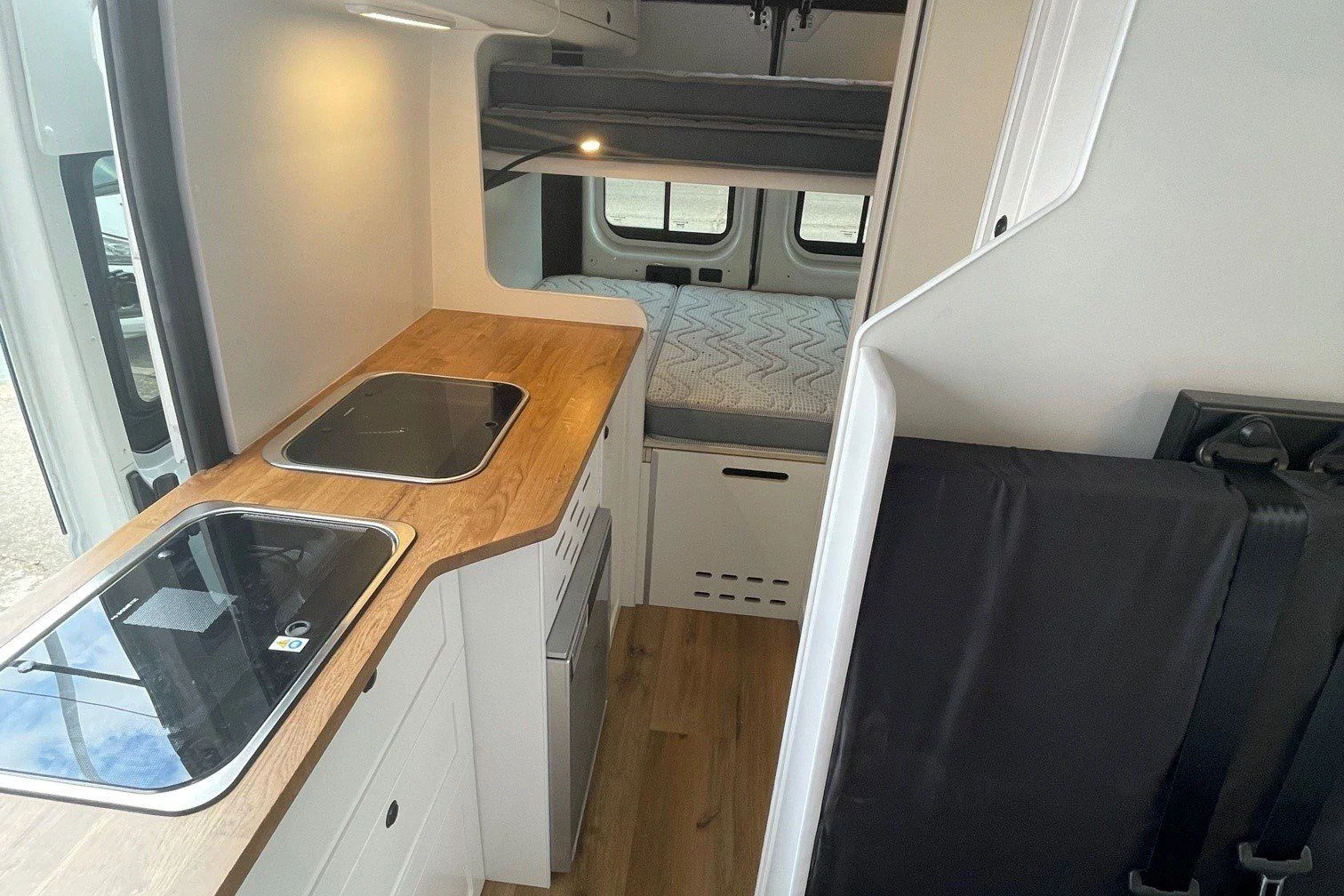 Camper Peugeot Boxer L3H2 4+4