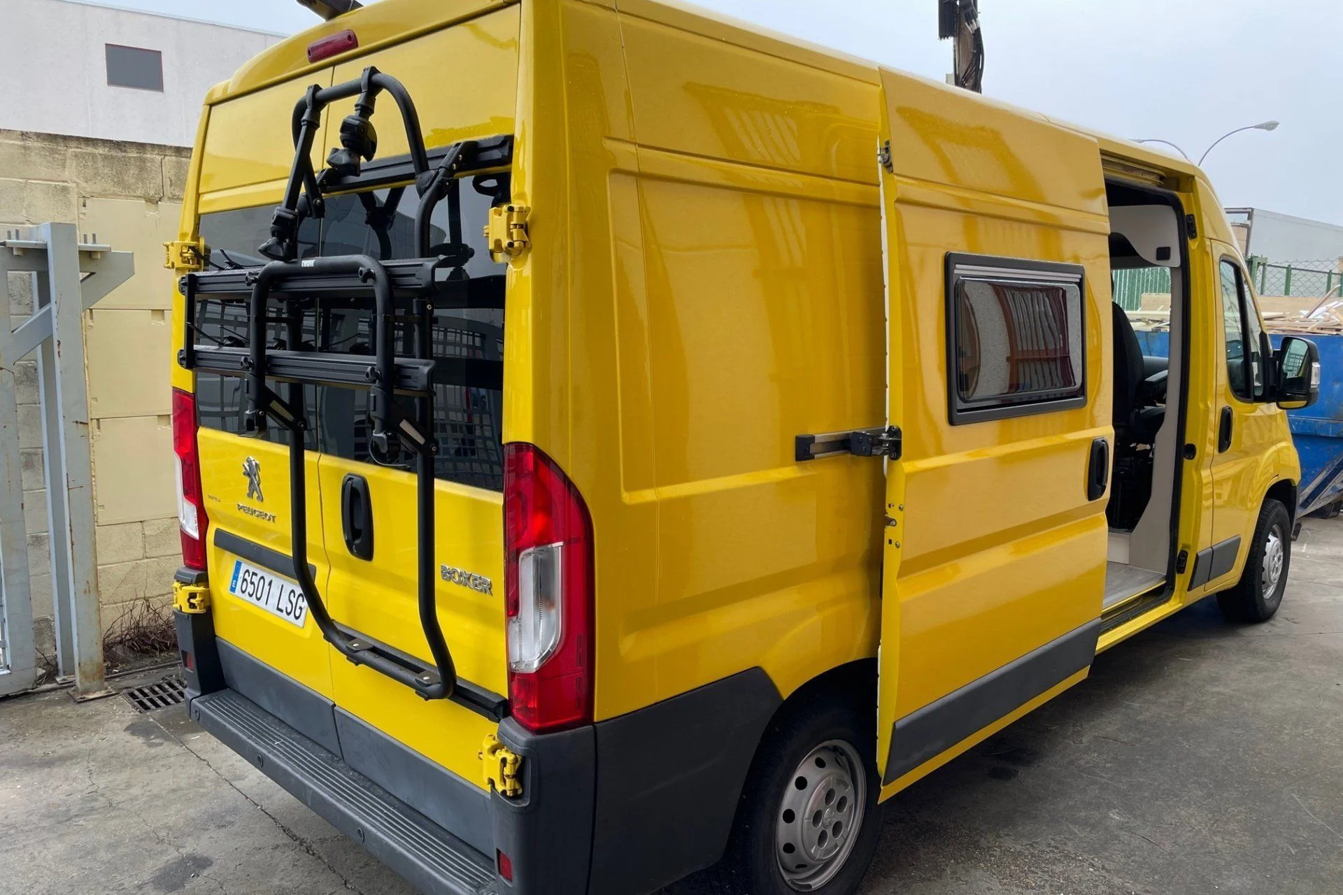 Peugeot Boxer L3H2 4+2 CORIAN